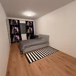 Helsinki Shared Apartamento *